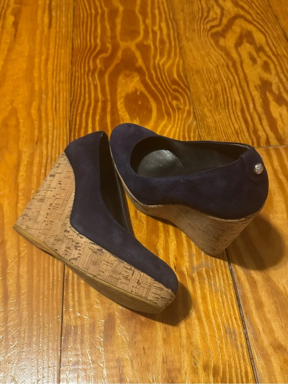 Stuart Weitzman elegant navy